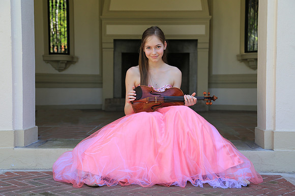 Geneva Lewis, Violinist