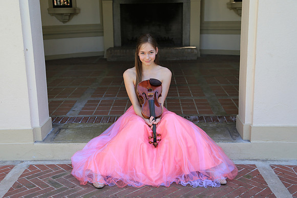 Geneva Lewis, Violinist