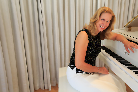 Classical Music Pianist